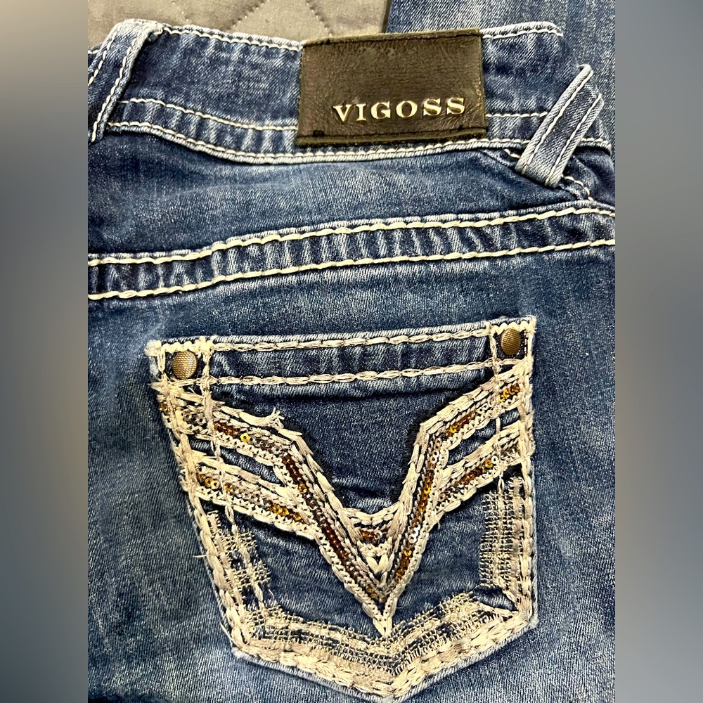 Vigoss “The Chelsea” Boot Cut jeans 11/12 length 33